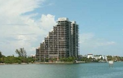1000 Venetian Way Condo in Miami Beach Forida Photo of 1000 Venetian Way Waterfront Condo in Miami Beach FL