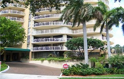 Grove Towers Coconut Grove FL waterfront condo Photo of Grove Towers waterfront condo in Coconut Grove Florida
