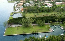 Vacant land/lot in Coconut Grove FL Photo of vacant land/lot in Coconut Grove Florida