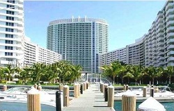 Flamingo South Beach Condo in Miami Beach Forida Photo of Flamingo South Beach Waterfront Condo in Miami Beach FL