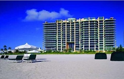 Il Villaggio Condo in Miami Beach Forida Photo of Il Villaggio Waterfront Condo in Miami Beach FL