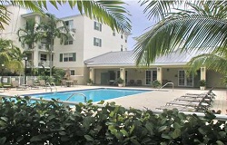 Condo in Pinecrest FL Photo of condo in Pinecrest Florida