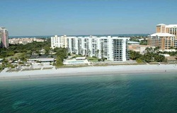 Sands of Key Biscayne Condo Photo of Sands of Key Biscayne Waterfront Condo