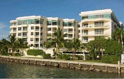 The Vistas Condo in Miami Beach Forida Photo of The Vistas Waterfront Condo in Miami Beach FL