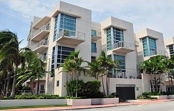 Vilasol Lofts Condo in Miami Beach Forida Photo of Vilasol Lofts Waterfront Condo in Miami Beach FL